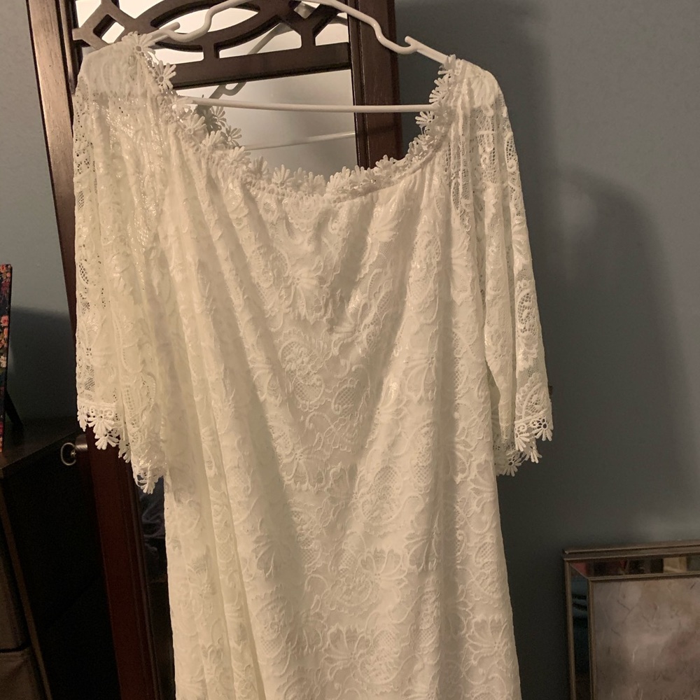 White lace dress